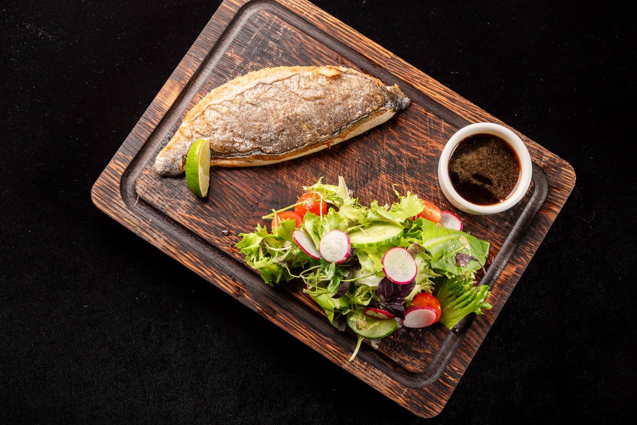 <span style="font-weight: 700;">Филе Дорадо на гриле</span><br>